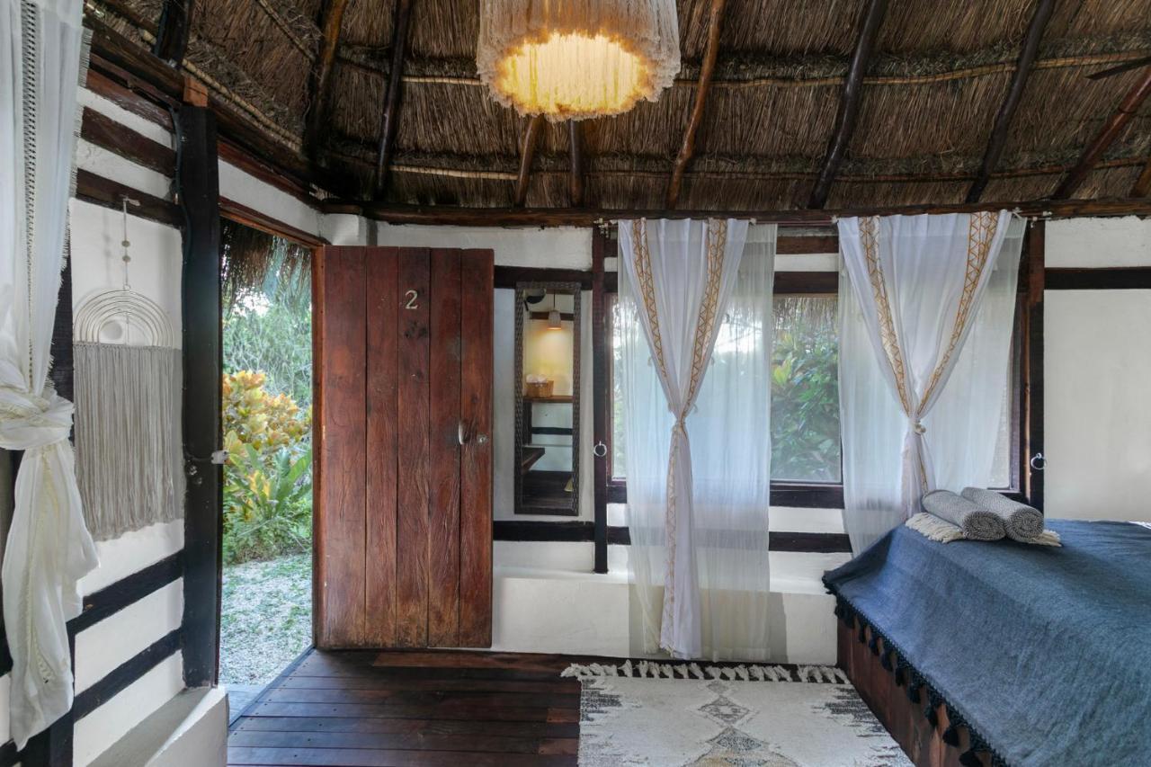 Villa Santuario Lake Front Oasis باكالار المظهر الخارجي الصورة