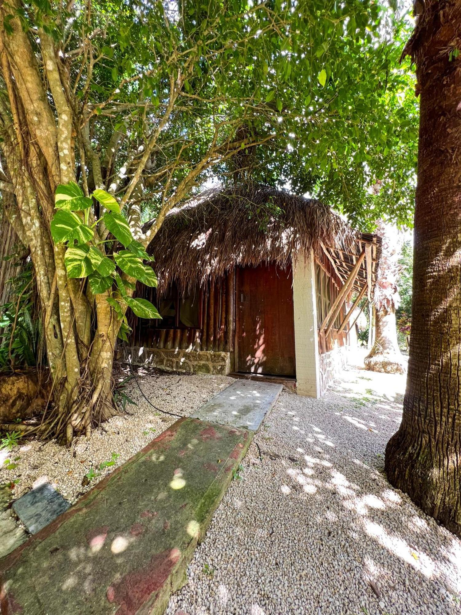 Villa Santuario Lake Front Oasis باكالار المظهر الخارجي الصورة