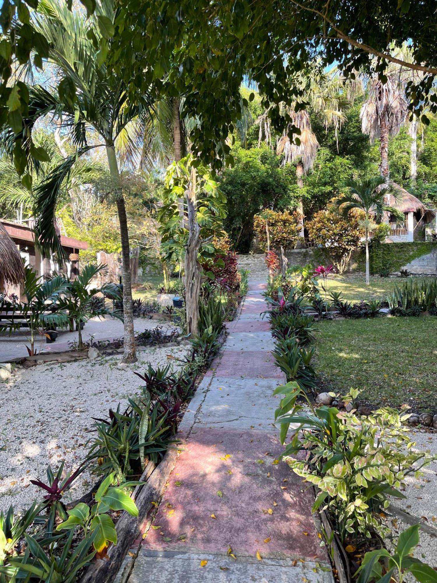 Villa Santuario Lake Front Oasis باكالار المظهر الخارجي الصورة