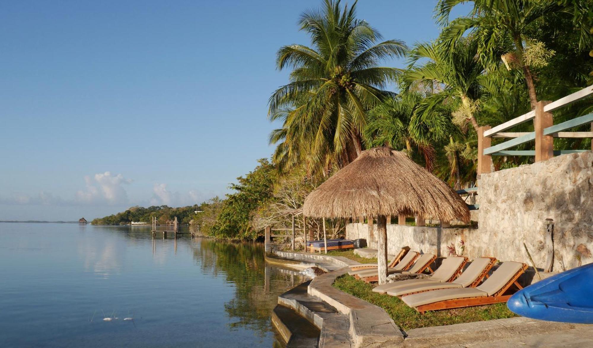 Villa Santuario Lake Front Oasis باكالار المظهر الخارجي الصورة