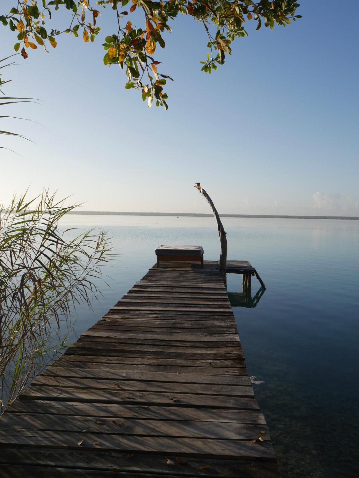 Villa Santuario Lake Front Oasis باكالار المظهر الخارجي الصورة